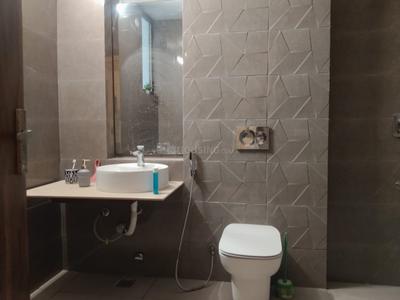 Image of 2000 Sq.ft 3 BHK Builder Floor for rent in Sector 41, Noida for Rs. 45000