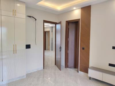 4 BHK Independent Builder Floor