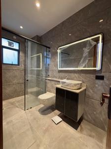 Image of 4500 Sq.ft 4.5 BHK Builder Floor for sale in Sector 14, Faridabad for Rs. 60000000
