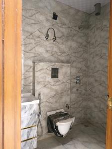 Common Bathroom Image of 1300 Sq.ft 3 BHK Builder Floor for sale in Vasundhara Ghaziabad for Rs. 13500000