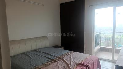 Bedroom One Image of 1525 Sq.ft 3 BHK Apartment / Flat for rent in Fragrance Homes, Siddharth Vihar Ghaziabad for Rs. 35000