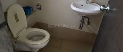 Bathroom Image of 755 Sq.ft 1.5 BHK Apartment / Flat for rent in Dheeraj Jade Residences , Wagholi Pune for Rs. 24000