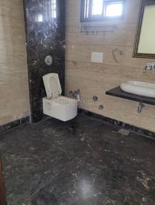 Bathroom Image of 900 Sq.ft 2 BHK Builder Floor for rent in Ramesh Nagar New Delhi for Rs. 30000