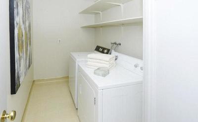 Bathroom Image of 3360 Sq.ft 4 BHK Apartment / Flat for sale in Juhu Rose Apartment, Juhu Mumbai for Rs. 168000000