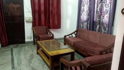 Living Room Image of 900 Sq.ft 2 BHK Builder Floor for rent in Sector 10 DLF Faridabad for Rs. 20000