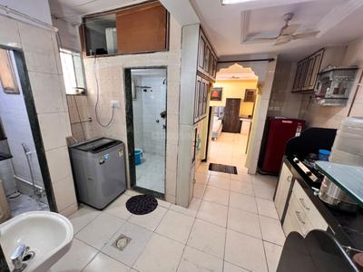 Image of 450 Sq.ft Studio Apartment / Flat for rent in Chatrapati Shivaji Raje Complex, Kandivali West, Mumbai for Rs. 35000
