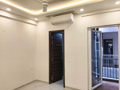 3.5 BHK Flat