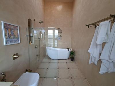 Bathroom Image of 3767 Sq.ft 4 BHK Villa for sale in Bastora Goa for Rs. 80000000