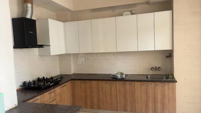 Kitchen Image of 3302 Sq.ft 3 BHK Apartment / Flat for rent in Parx Laureate, Sector 108 Noida for Rs. 85000