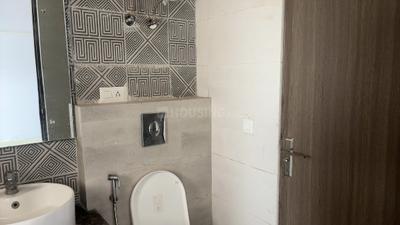 Image of 3302 Sq.ft 3 BHK Apartment / Flat for rent in Parx Laureate, Sector 108, Noida for Rs. 85000