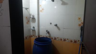 Bathroom Image of 320 Sq.ft 1 RK Apartment / Flat for rent in Thane West Thane for Rs. 12000