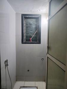Common Bathroom Image of 530 Sq.ft 1 BHK Apartment / Flat for rent in Kasarvadavali Thane for Rs. 17999