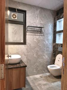 Common Bathroom Image of 2970 Sq.ft 4 BHK Builder Floor for sale in Big Block South City 2, Sector 49 Gurgaon for Rs. 36500000