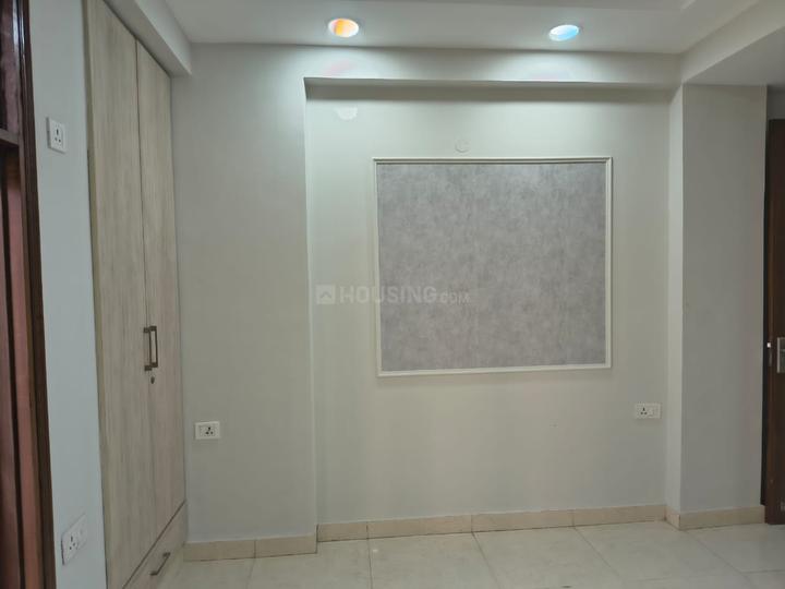 Shakti Apartment Bedroom 1