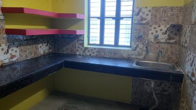 Kitchen Image of 900 Sq.ft 2 BHK Builder Floor for rent in Singhaul Dih Begusarai for Rs. 9000