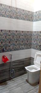 Bathroom Image of 150 Sq.ft 1 BHK Independent House for rent in Koni Bilaspur for Rs. 2200