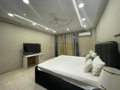 Bedroom Image of 3890 Sq.ft 4 BHK Apartment / Flat for rent in Bodakdev Ahmedabad for Rs. 85000