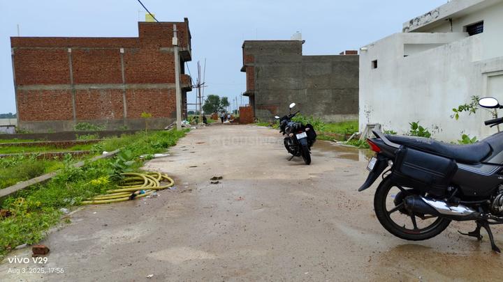 Dhanauli Main Image 1