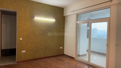 Bedroom Image of 2500 Sq.ft 3 BHK Apartment / Flat for rent in Parx Laureate, Sector 108 Noida for Rs. 83000