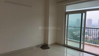 Bedroom Image of 2500 Sq.ft 3 BHK Apartment / Flat for rent in Parx Laureate, Sector 108 Noida for Rs. 83000