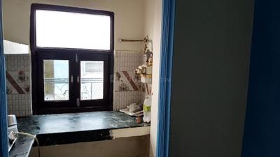 Kitchen Image of 600 Sq.ft 2 BHK Builder Floor for rent in Aya Nagar New Delhi for Rs. 12000