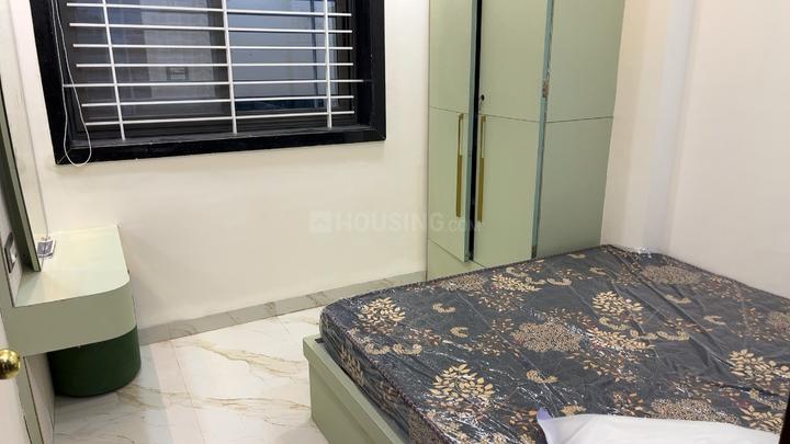 LIG Square Bedroom 1