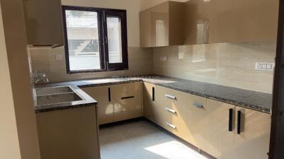 Kitchen Image of 1150 Sq.ft 4 BHK Independent House for sale in Badal Colony Zirakpur for Rs. 12500000