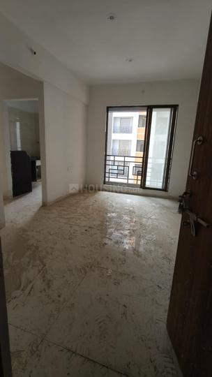 Sini Square Main Image 1