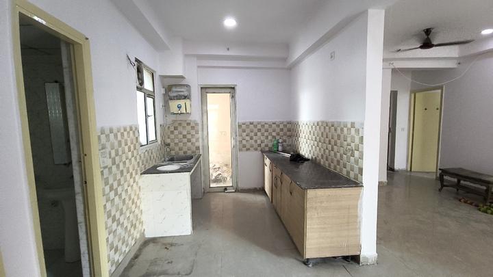 Gaursons Gaur City 1st Avenue Main Image 1