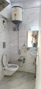 Image of 1200 Sq.ft 3 BHK Builder Floor for rent in Safdarjung Enclave, New Delhi for Rs. 75000
