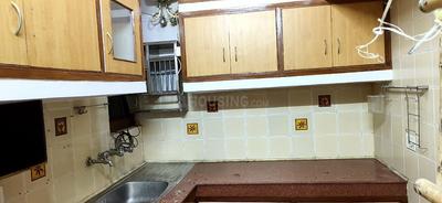 Kitchen Image of 1350 Sq.ft 2 BHK Builder Floor for rent in Safdarjung Enclave New Delhi for Rs. 46000