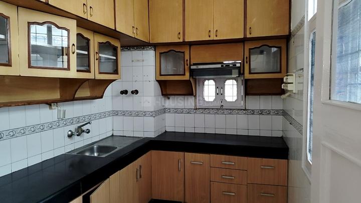 AIRLINES APARTMENT Main Image 1