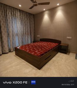 Bedroom Image of 950 Sq.ft 2 BHK Apartment / Flat for rent in Hiranandani Castle Rock, Powai Mumbai for Rs. 120000