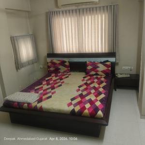 Bedroom Image of 2475 Sq.ft 4 BHK Apartment / Flat for sale in Bodakdev Ahmedabad for Rs. 18500000