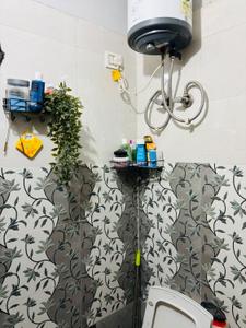 Bathroom Image of 2000 Sq.ft 5 BHK Duplex for sale in Ajnara Homes121, Sector 121 Noida for Rs. 16000000