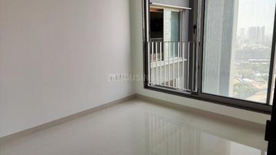 Bedroom Image of 838 Sq.ft 2 BHK Apartment / Flat for sale in Sunteck City 4th Avenue, Goregaon West Mumbai for Rs. 26000000
