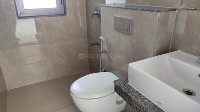 Image of 838 Sq.ft 2 BHK Apartment / Flat for sale in Sunteck City 4th Avenue, Goregaon West, Mumbai for Rs. 26000000