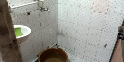 Bathroom Image of 550 Sq.ft 1 BHK Apartment / Flat for rent in Kopar Khairane Navi Mumbai for Rs. 26000