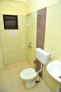 Mhada Apartment  Bathroom 1