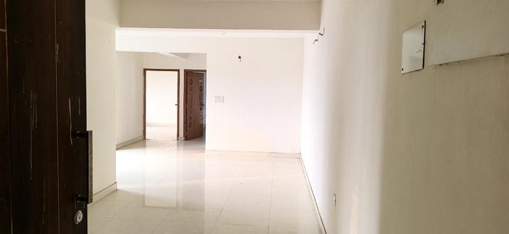 Indicon Neer Main Image 1