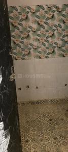 Bathroom Image of 440 Sq.ft 1 BHK Apartment / Flat for sale in DLF Ankur Vihar Ghaziabad for Rs. 1450000