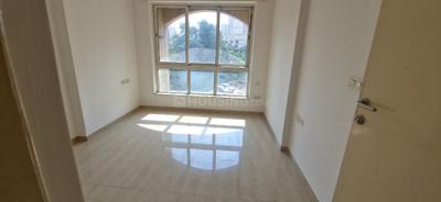 Bedroom Image of 1000 Sq.ft 2 BHK Apartment / Flat for sale in Hiranandani Meadows, Thane West Thane for Rs. 19000000
