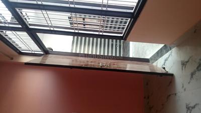 Living Room Image of 650 Sq.ft 2 BHK Builder Floor for rent in Jankipuram Lucknow for Rs. 8000