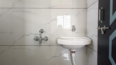 Image of 1000 Sq.ft 2 BHK Apartment / Flat for rent in Sambhaji Nagar, Satara for Rs. 10000