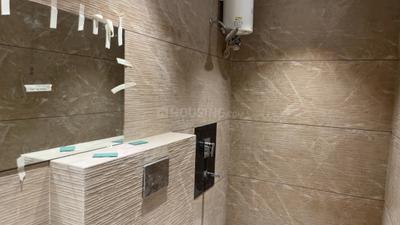 Bathroom Image of 600 Sq.ft 1 BHK Apartment / Flat for rent in Vijay Nagar Indore for Rs. 22500