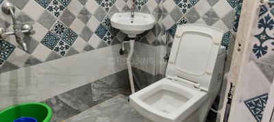 Bathroom Image of 600 Sq.ft 1 BHK Apartment / Flat for rent in Whitefield Bengaluru for Rs. 21500