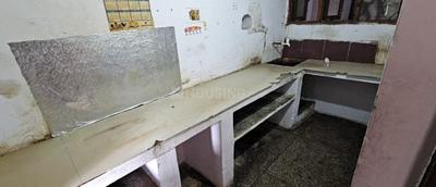 Kitchen Image of 1000 Sq.ft 1.5 BHK Builder Floor for rent in Indira Nagar Lucknow for Rs. 12000