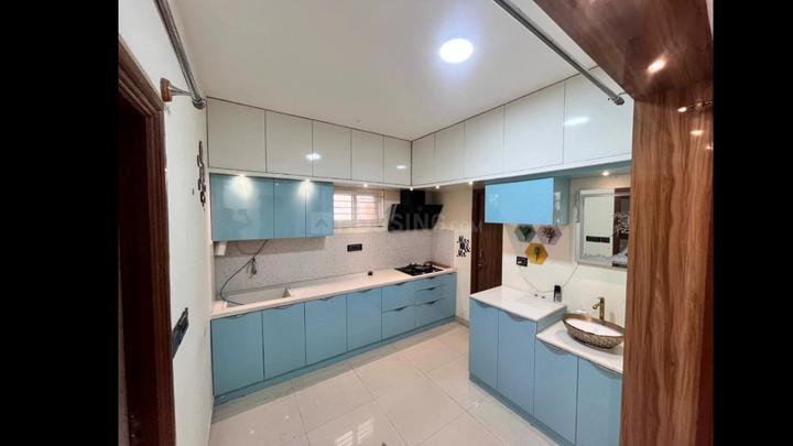 Hebron Avenue Main Image 1