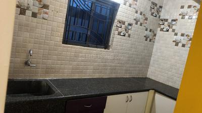 Kitchen Image of 700 Sq.ft 2 BHK Independent House for rent in Rajajinagar Bengaluru for Rs. 15000