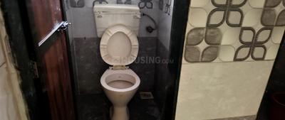 Bathroom Image of 700 Sq.ft 1 BHK Independent House for rent in Vikhroli East Mumbai for Rs. 25000